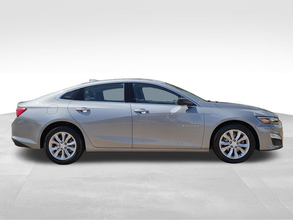 Used 2023 Chevrolet Malibu LT FWD image 5
