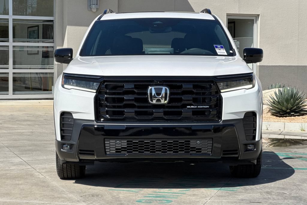 New 2026 Honda Pilot Black Edition image 9