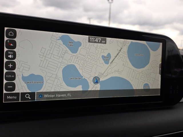 Used 2023 Hyundai Palisade SEL w/ Premium Package image 18