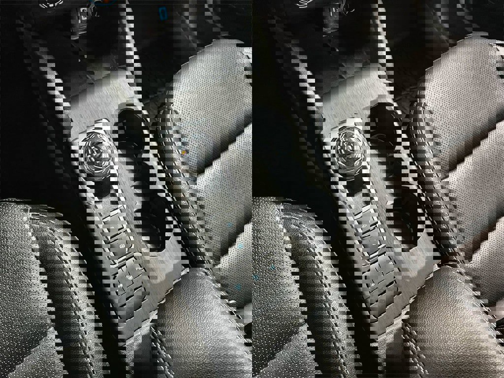 Used 2020 Ford Escape Titanium w/ Titanium Premium Package 2.0 image 37