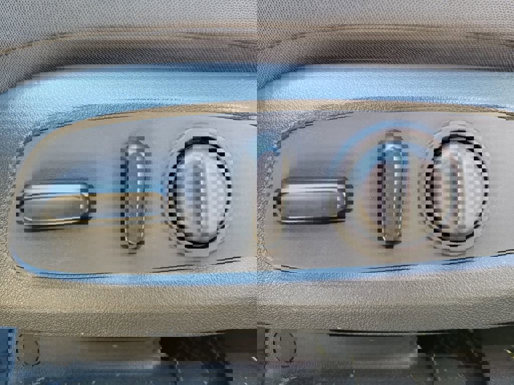 Certified 2022 Chevrolet TrailBlazer LT w/ Convenience Package image 17