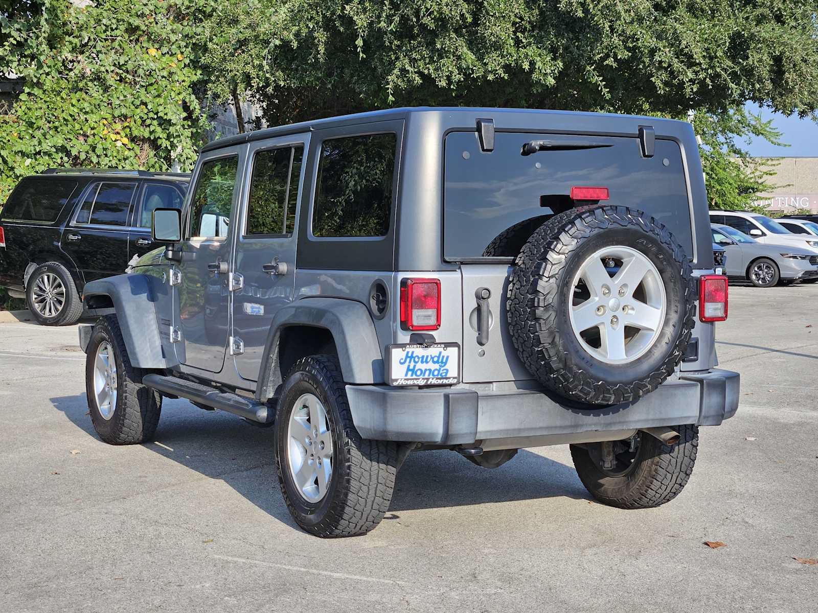 Used 2017 Jeep Wrangler Unlimited Sport w/ Quick Order Package 24S AWD/4WD image 6