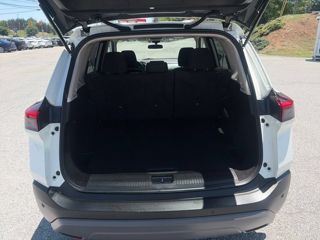 Used 2023 Nissan Rogue S AWD/4WD image 22