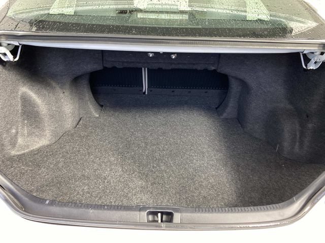 Used 2012 Toyota Camry LE FWD image 8