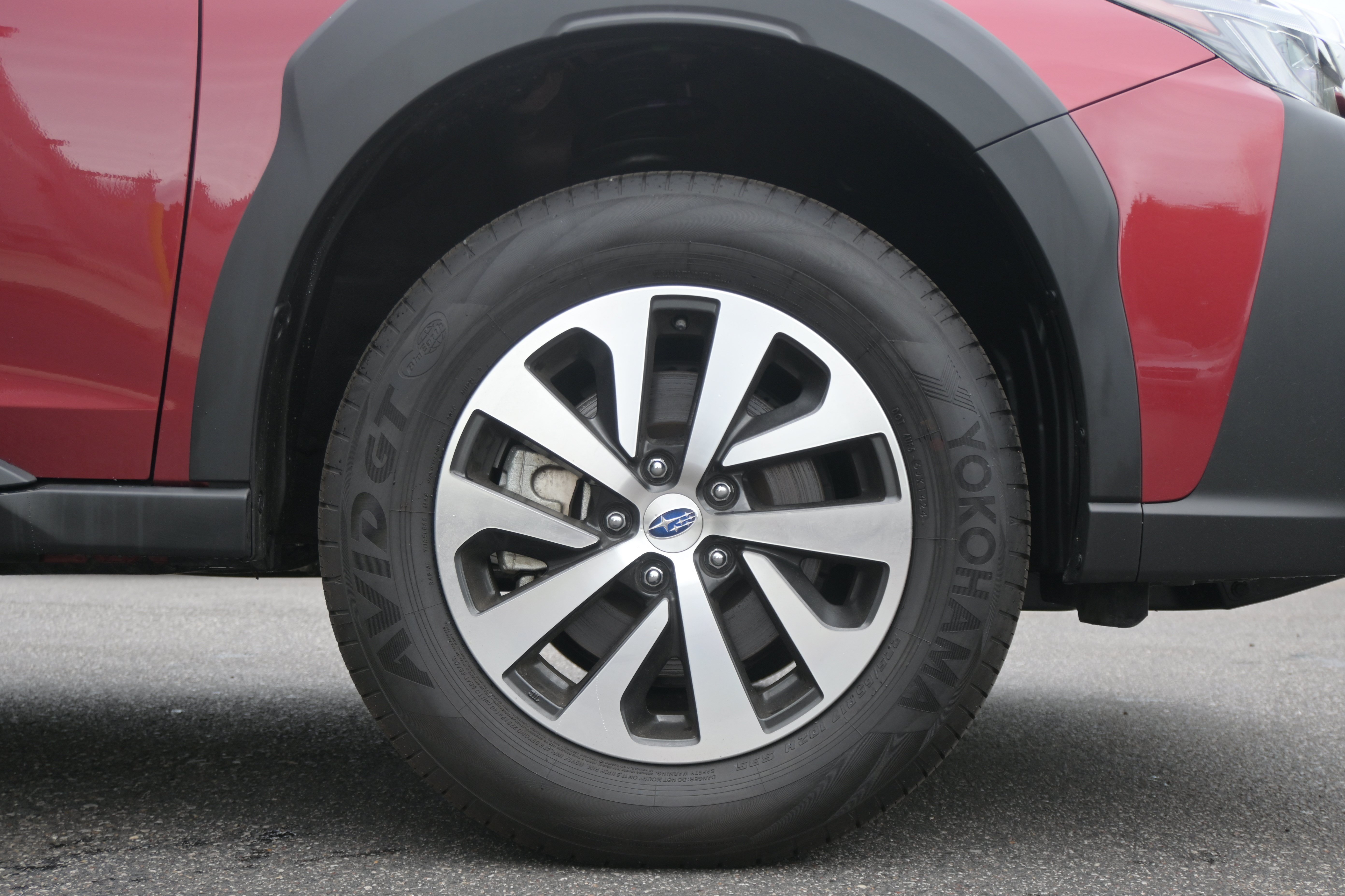 Certified 2025 Subaru Outback Premium AWD/4WD image 13