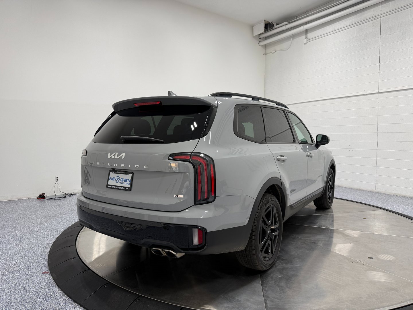 Used 2024 Kia Telluride EX X-Line image 7