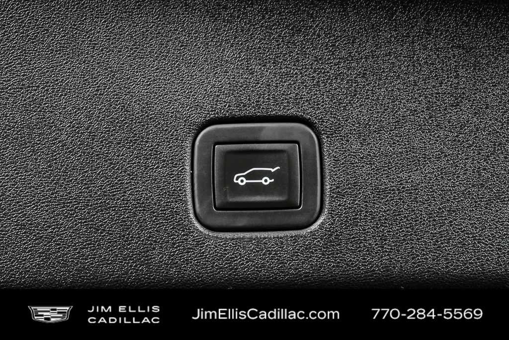 Certified 2025 Cadillac Optiq Luxury 2 w/ LPO, Floor Liner Package AWD/4WD image 29