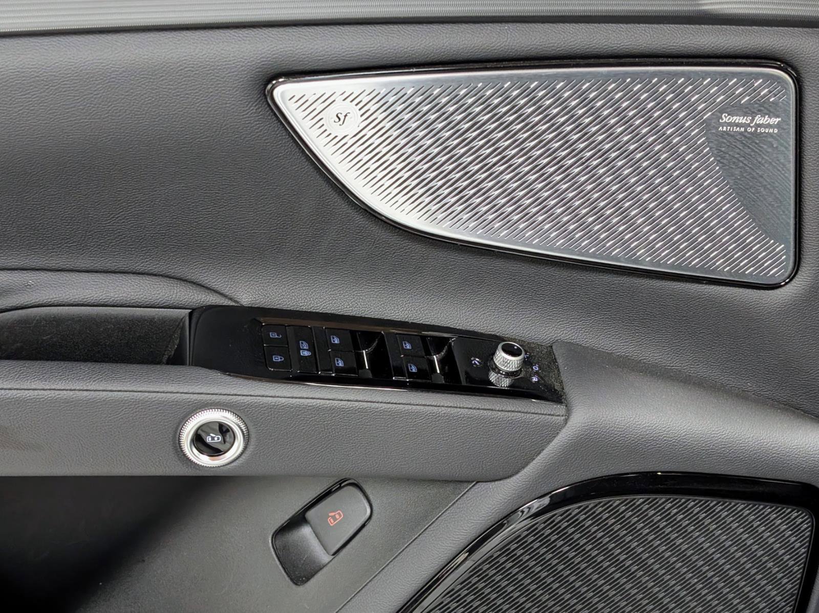 Used 2023 Maserati Grecale GT image 16