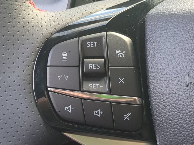 New 2027 Ford Explorer Active w/ Active Comfort Package RWD image 25
