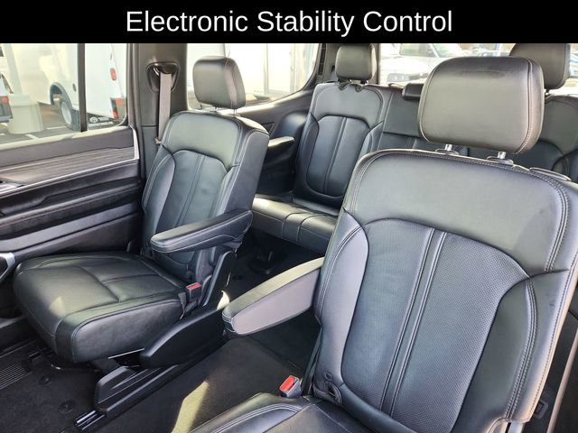 Used 2024 Jeep Wagoneer Series III image 25