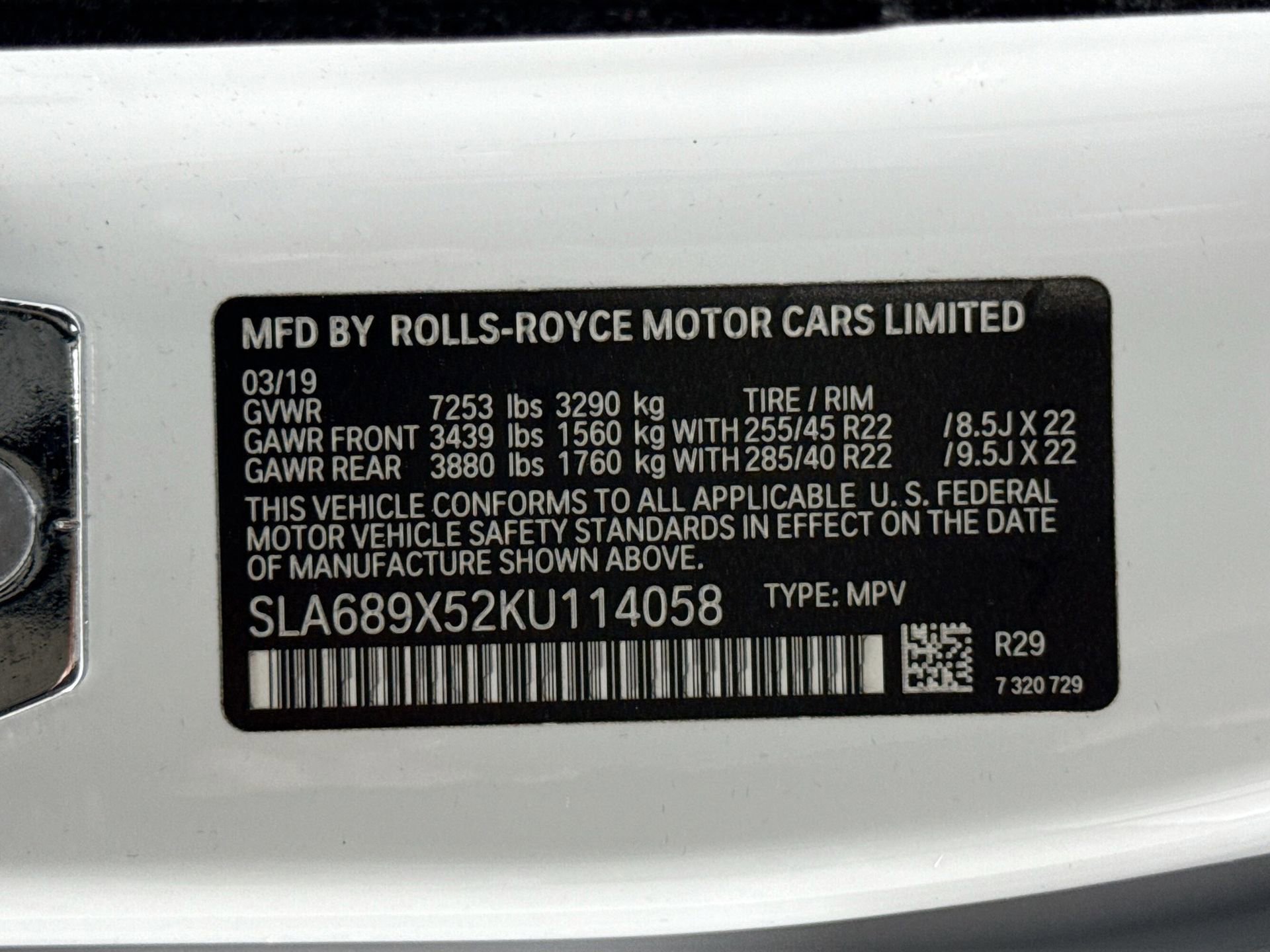Used 2019 Rolls-Royce Cullinan image 30