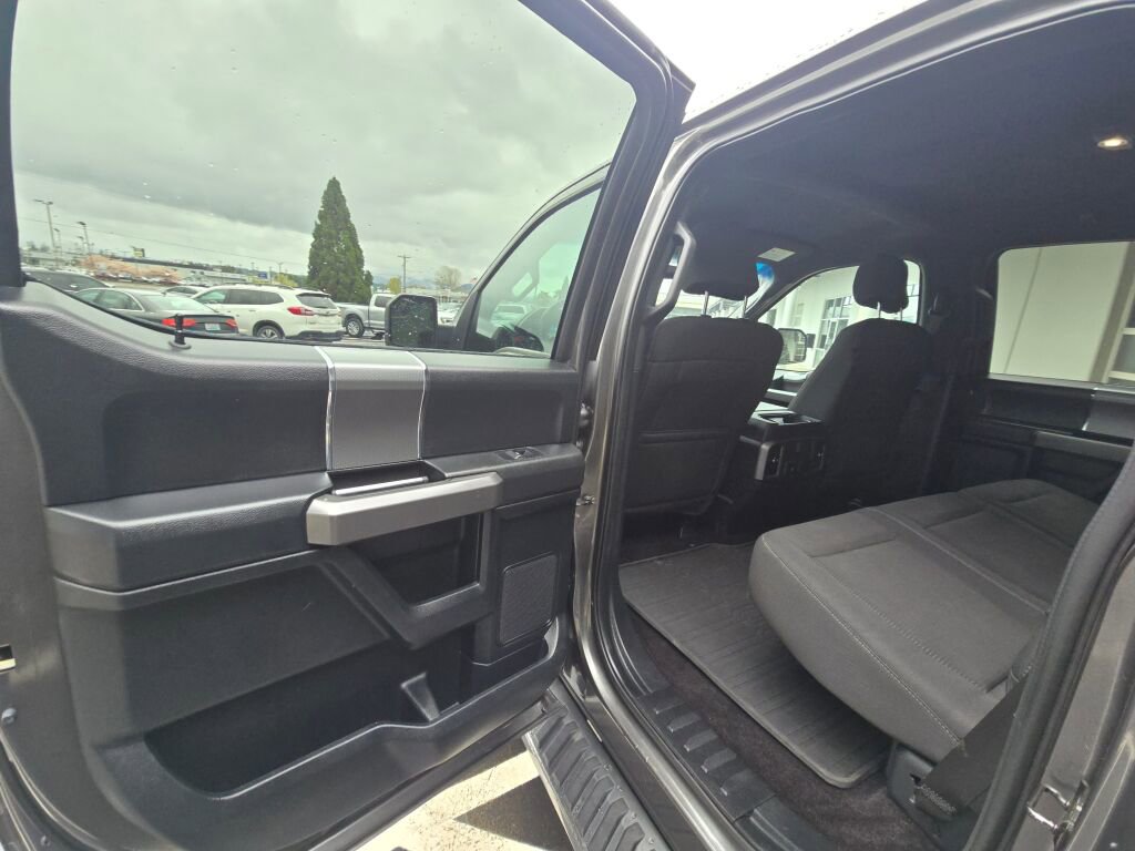 Used 2017 Ford F150 XLT w/ Equipment Group 302A Luxury image 12