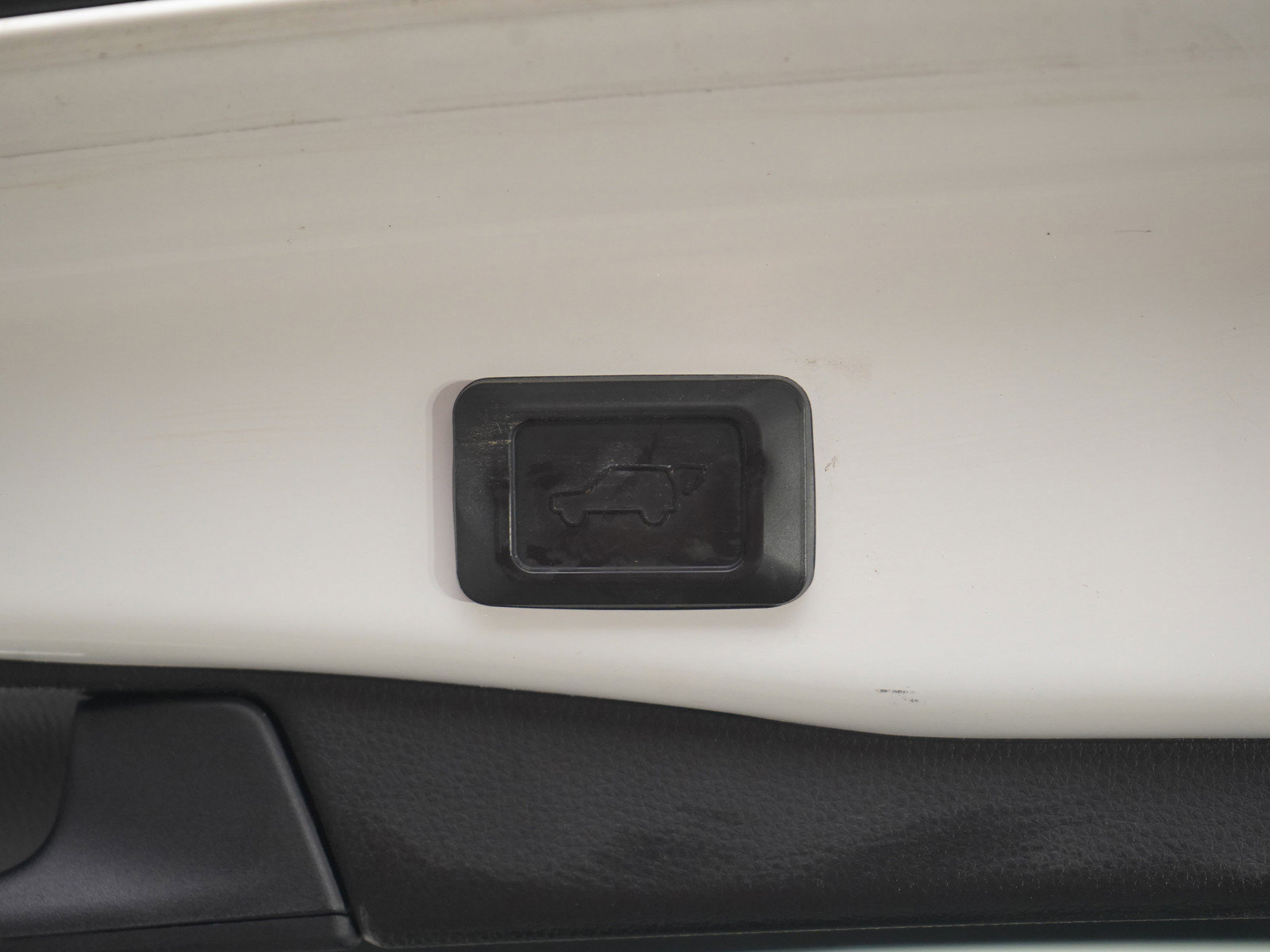 Used 2020 Toyota RAV4 XSE image 17