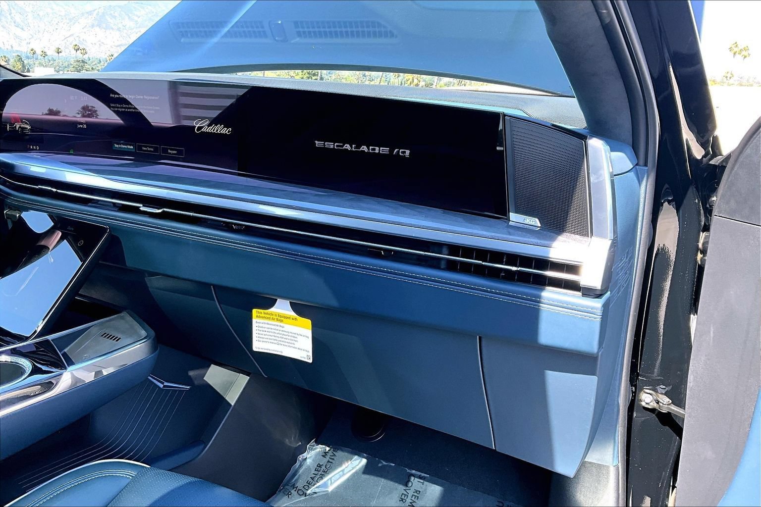 New 2026 Cadillac Escalade IQ Luxury 2 w/ LPO, Floor Liner Package AWD/4WD image 33