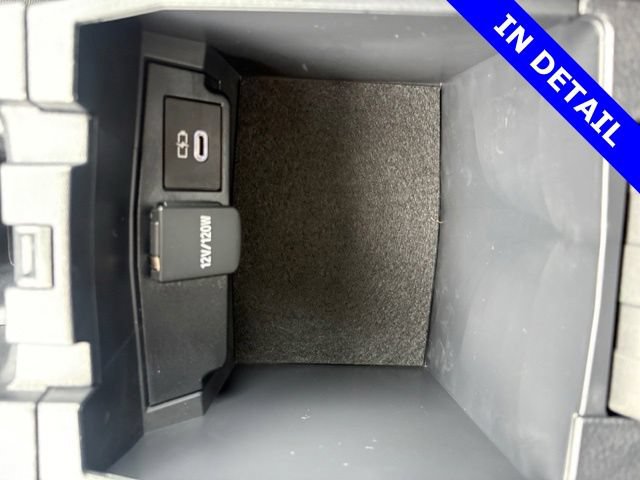 Used 2024 Toyota Corolla Cross LE AWD/4WD image 29