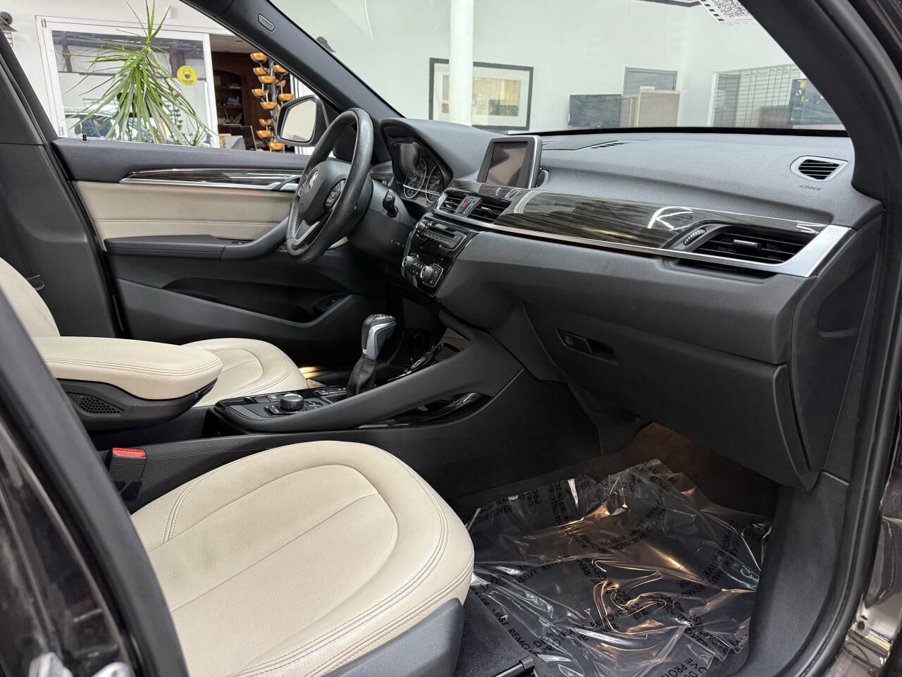 Used 2016 BMW X1 xDrive28i image 18