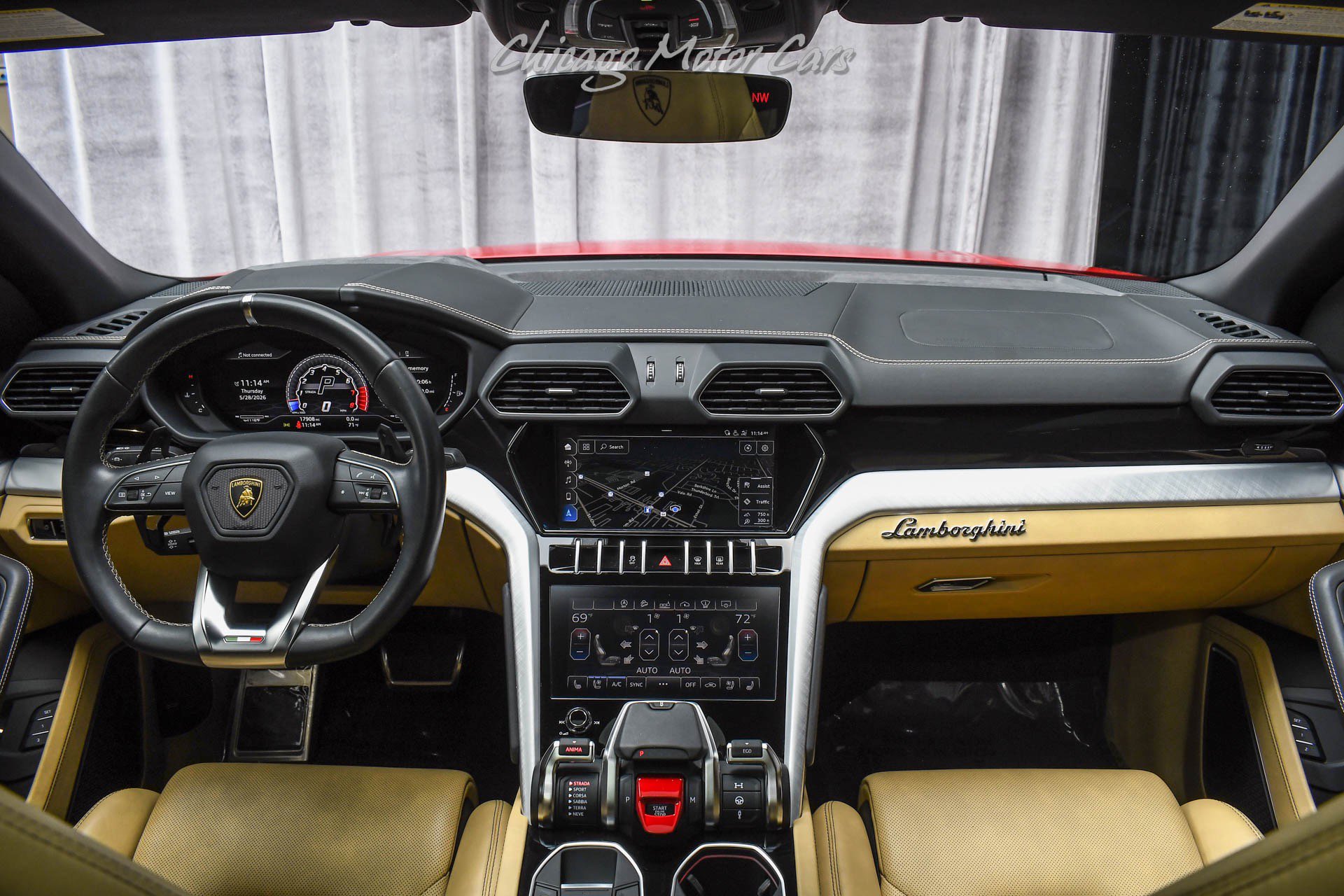 Used 2021 Lamborghini Urus AWD/4WD image 22