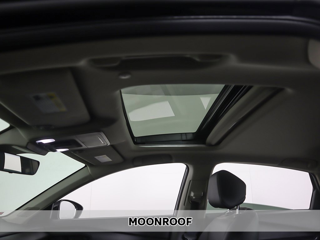 Used 2023 Honda Accord Touring image 4