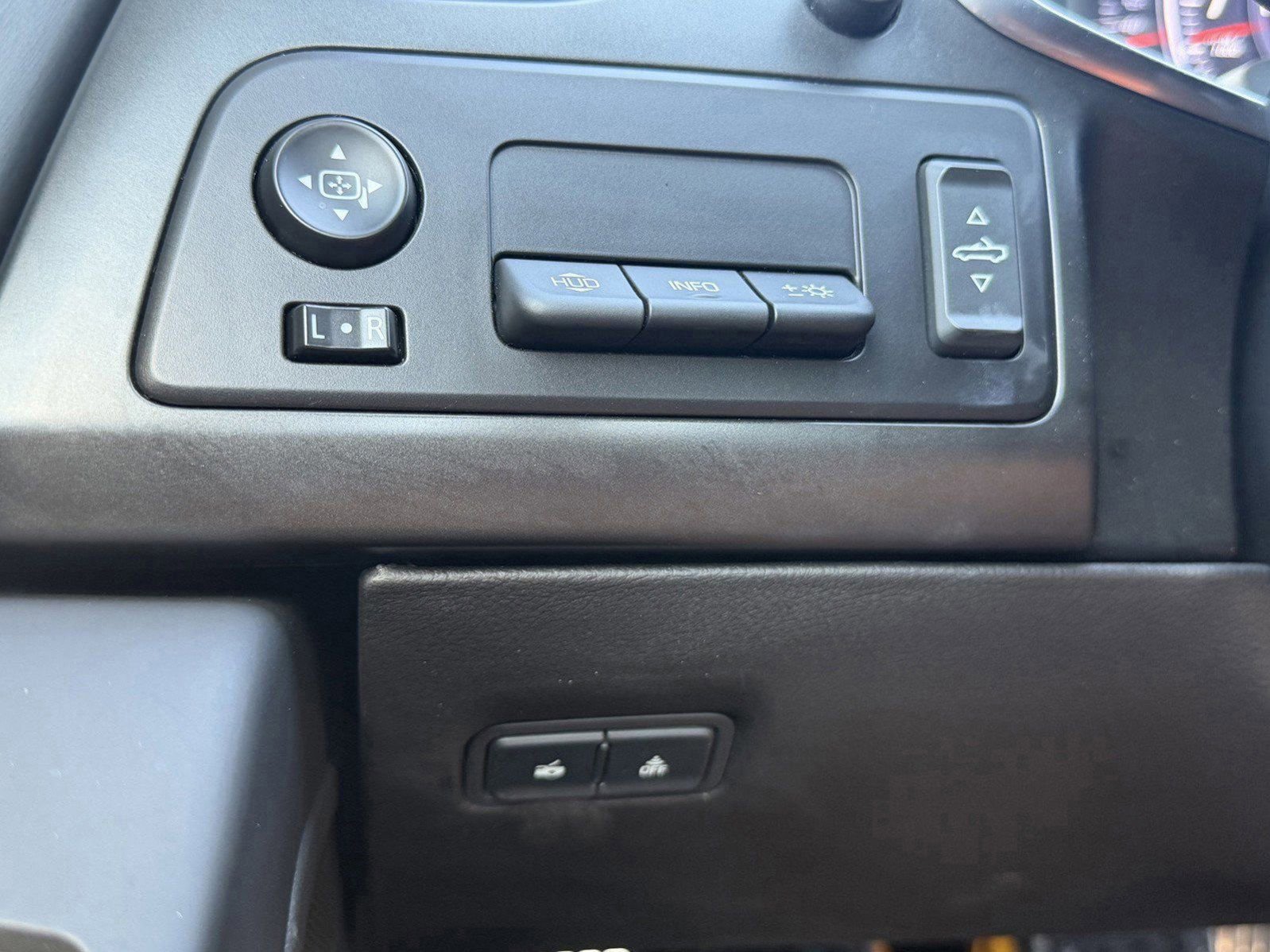 Used 2019 Chevrolet Corvette Stingray Convertible RWD image 27