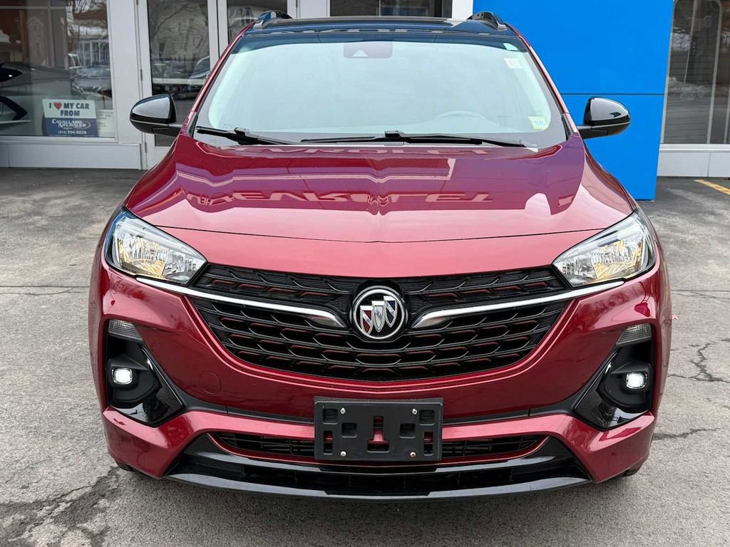 Used 2022 Buick Encore GX Select w/ Experience Buick Package image 2