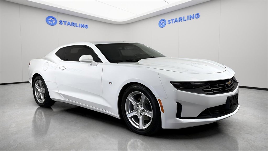 Used 2022 Chevrolet Camaro LT image 13