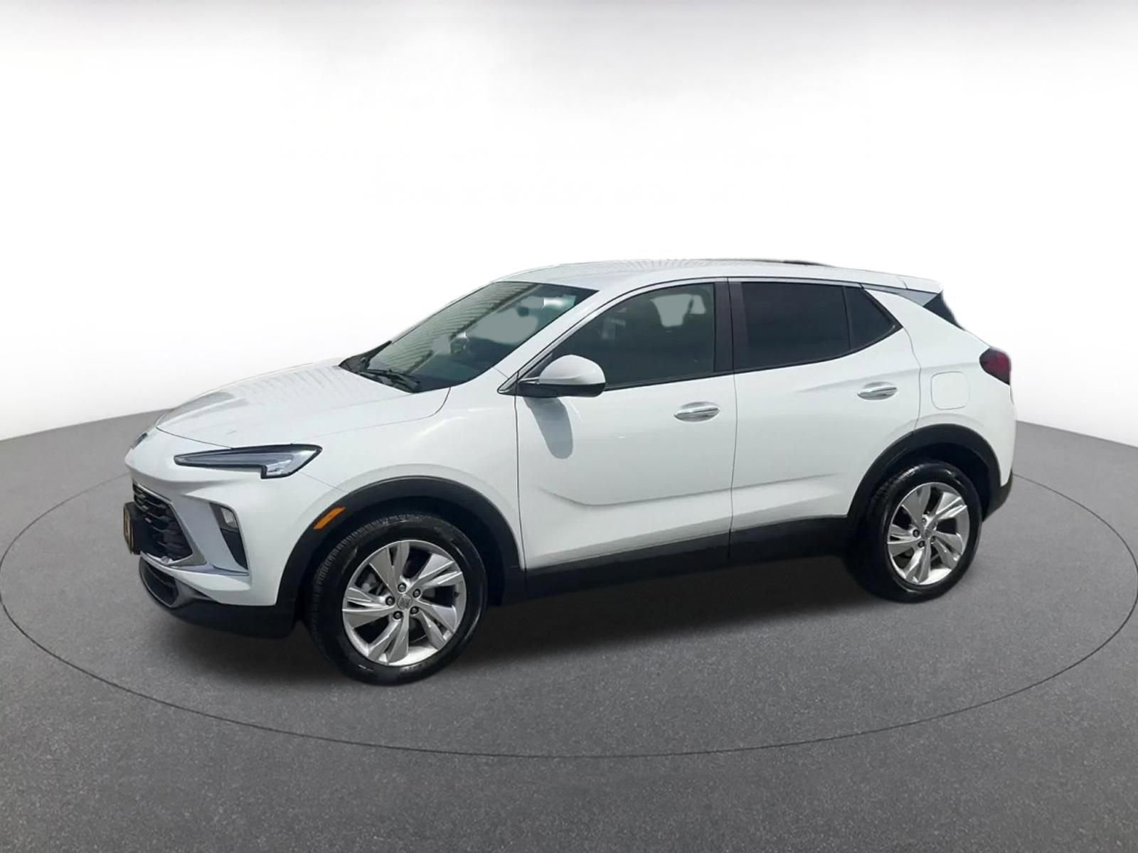 Used 2025 Buick Encore GX Preferred image 9