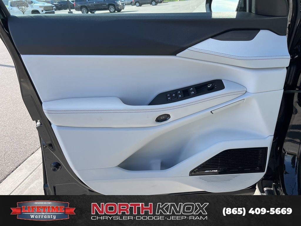 New 2026 Jeep Cherokee Limited image 5