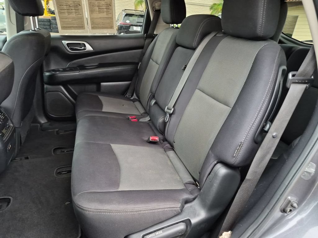 Used 2019 Nissan Pathfinder S FWD image 24