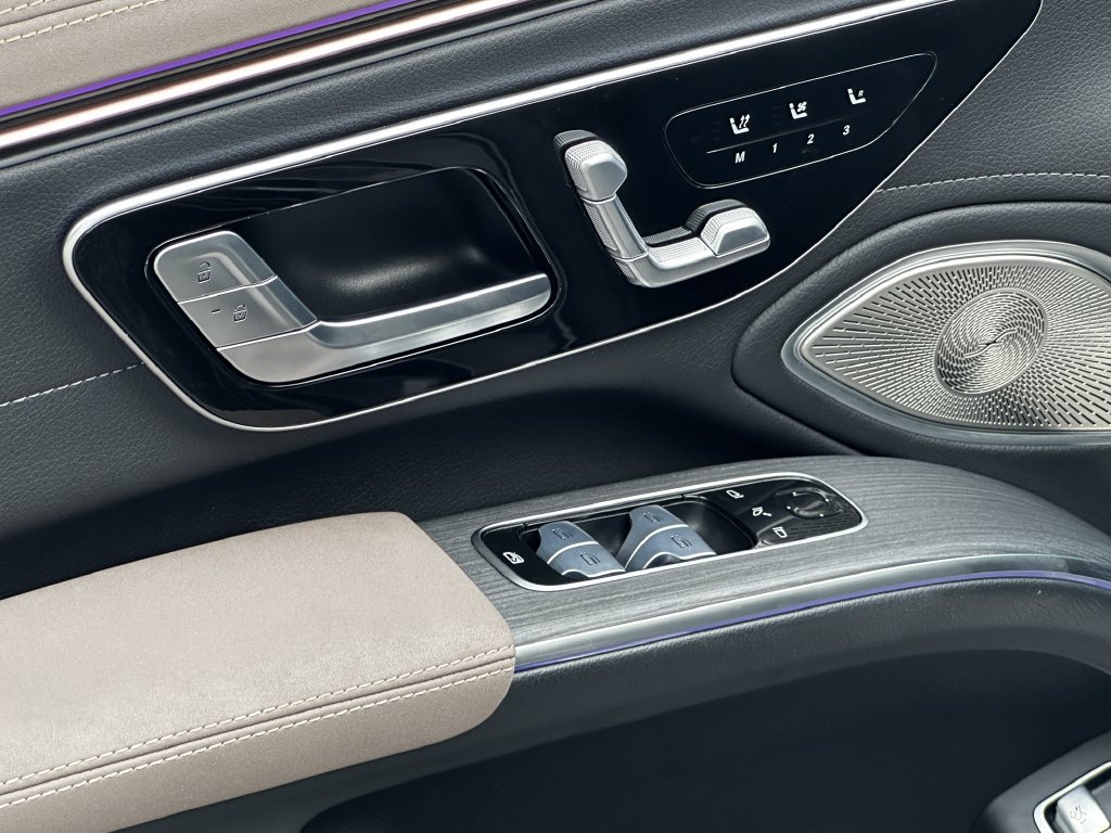 Certified 2023 Mercedes-Benz EQS 580 4MATIC Sedan image 12