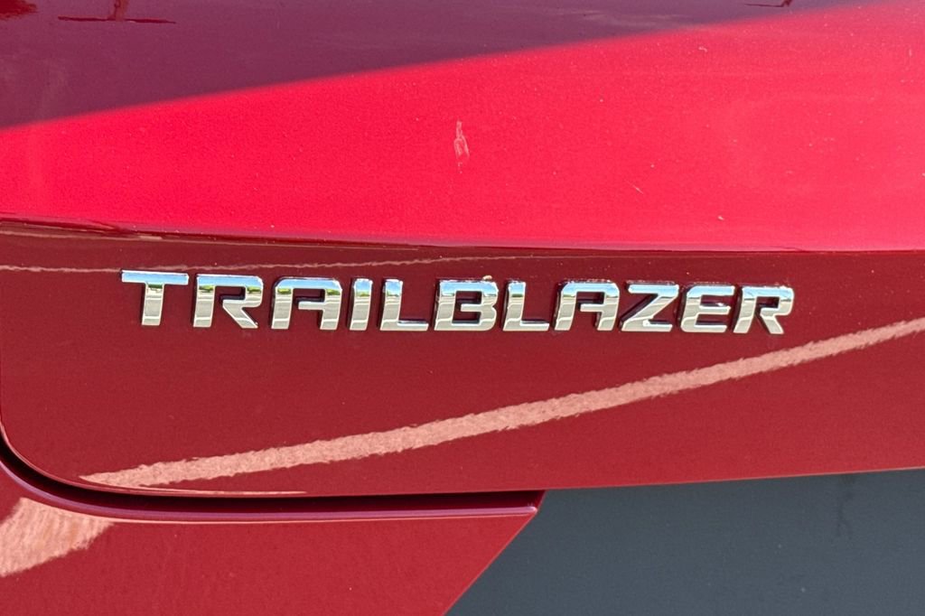 Used 2026 Chevrolet TrailBlazer LS w/ LS Convenience Package image 13