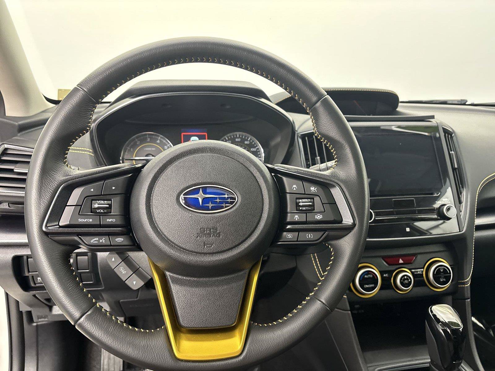 Used 2022 Subaru Crosstrek 2.5i Sport w/ Moonroof Package AWD/4WD image 22