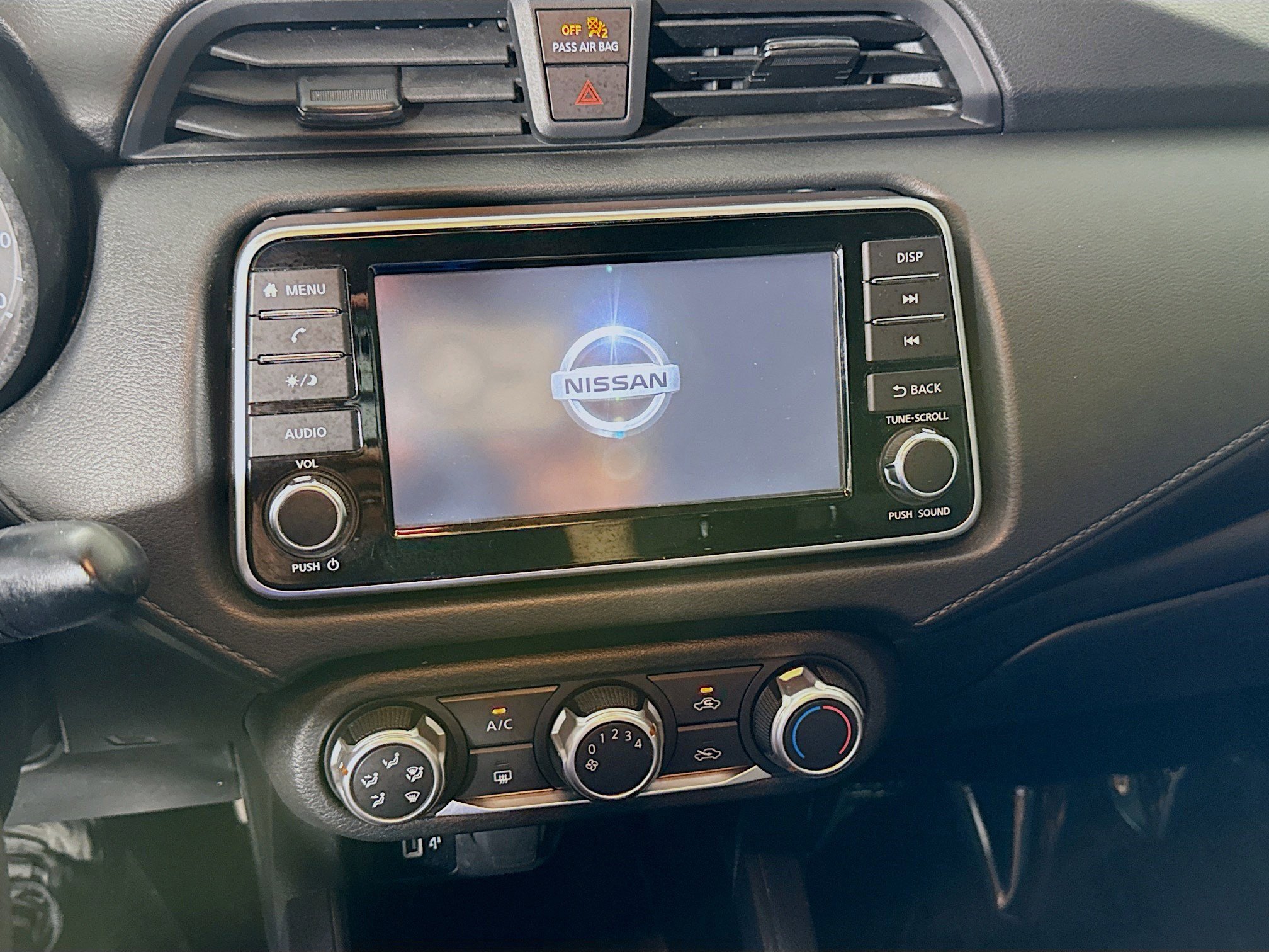 Used 2021 Nissan Versa S FWD image 18