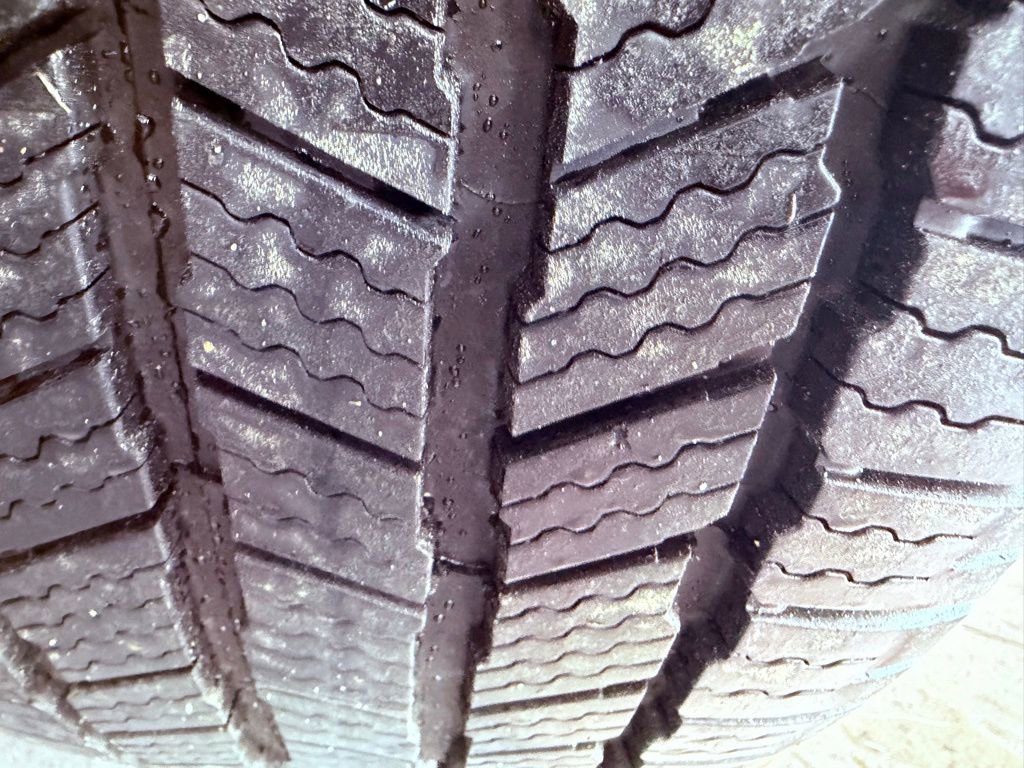 Used 2018 Jeep Grand Cherokee Overland image 18