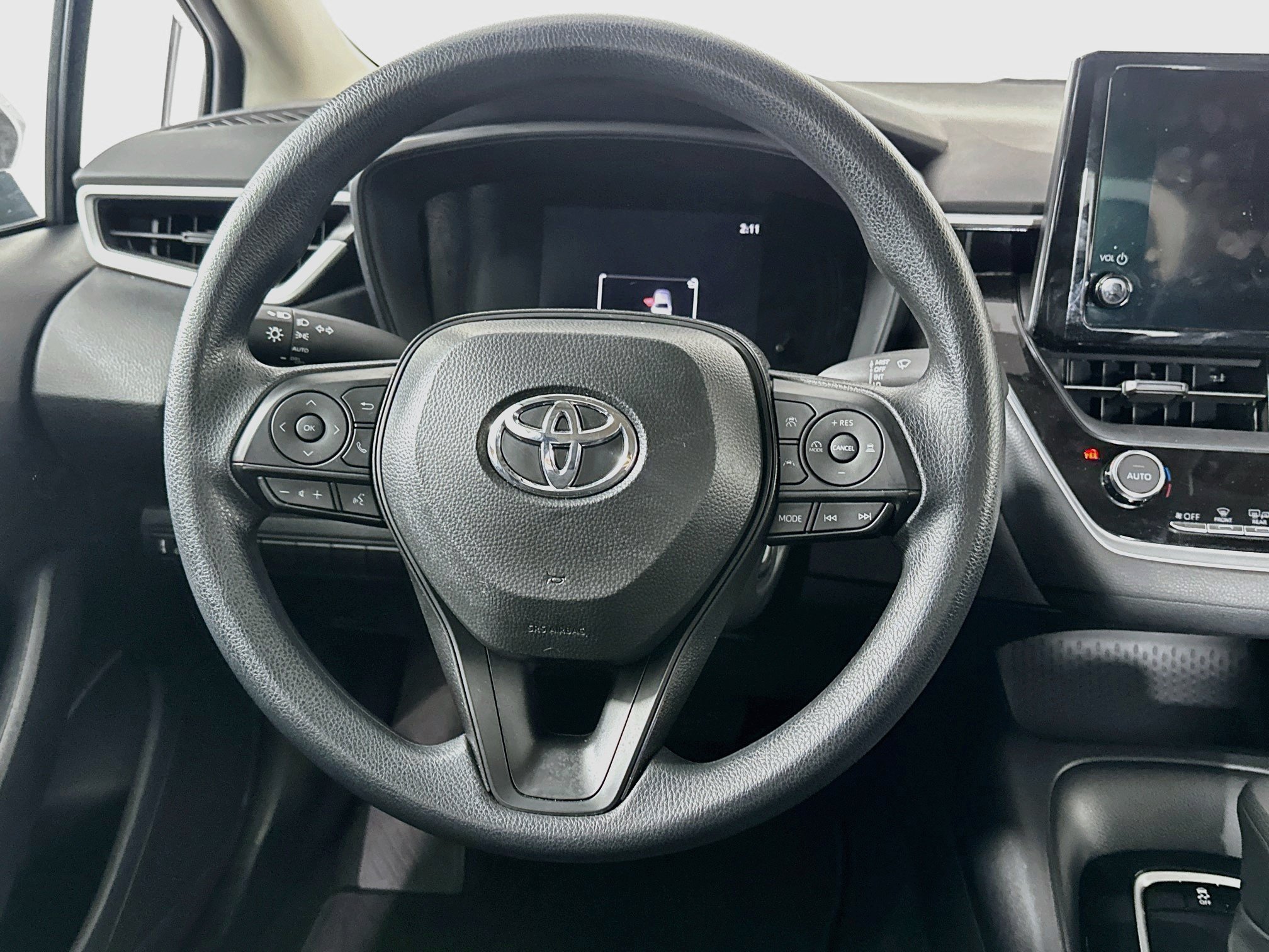 Used 2026 Toyota Corolla LE FWD image 18