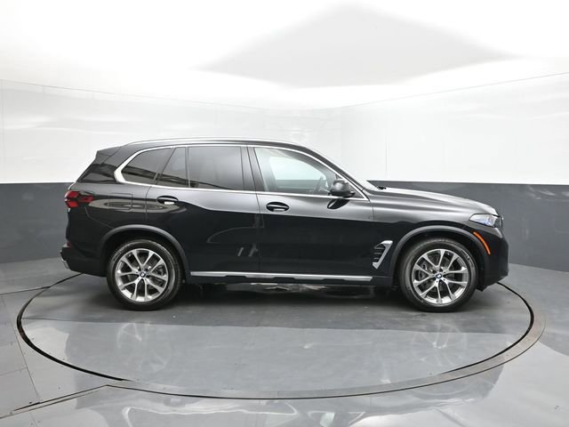 New 2026 BMW X5 sDrive40i image 26