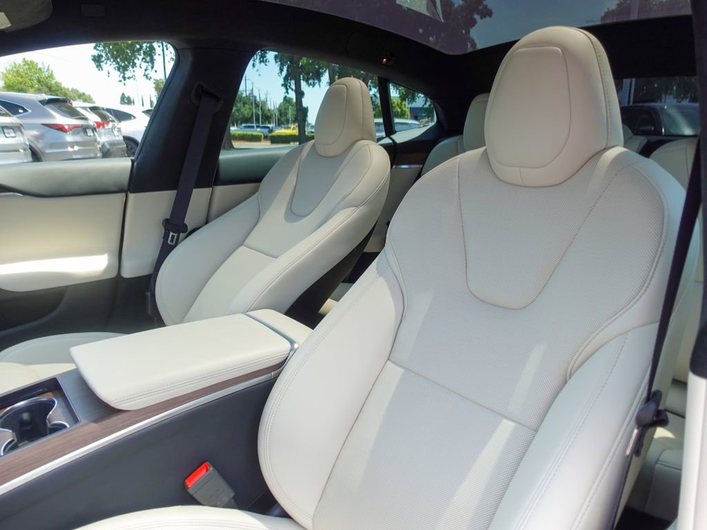 Used 2024 Tesla Model S AWD/4WD image 17
