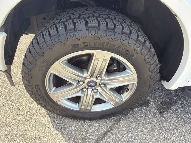 Used 2019 Ford F150 Lariat w/ Equipment Group 502A Luxury AWD/4WD image 10