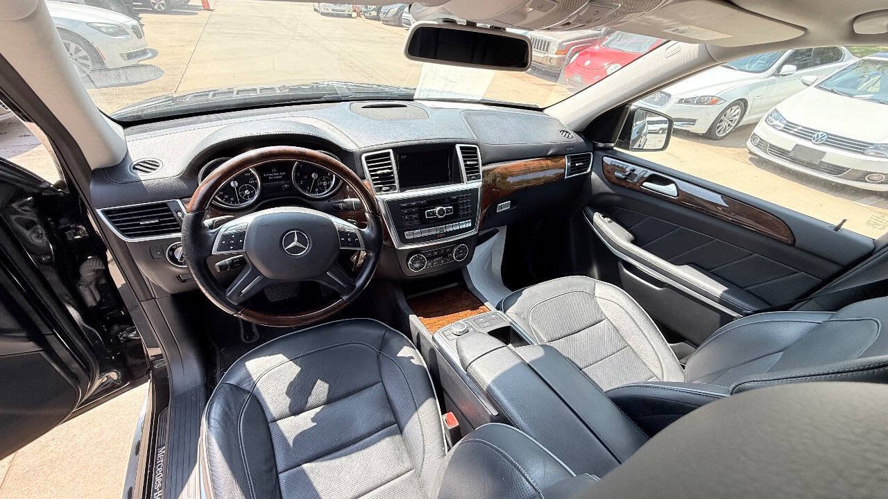 Used 2014 Mercedes-Benz GL 550 4MATIC image 44