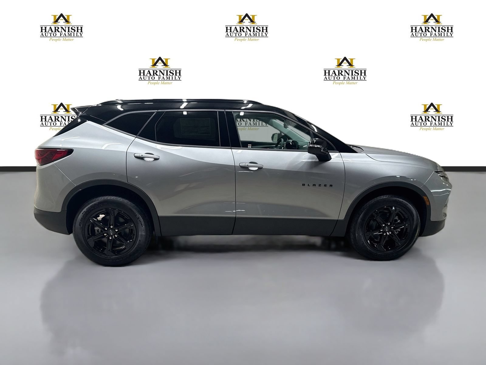New 2026 Chevrolet Blazer LT w/ Sound & Technology Package AWD/4WD image 4
