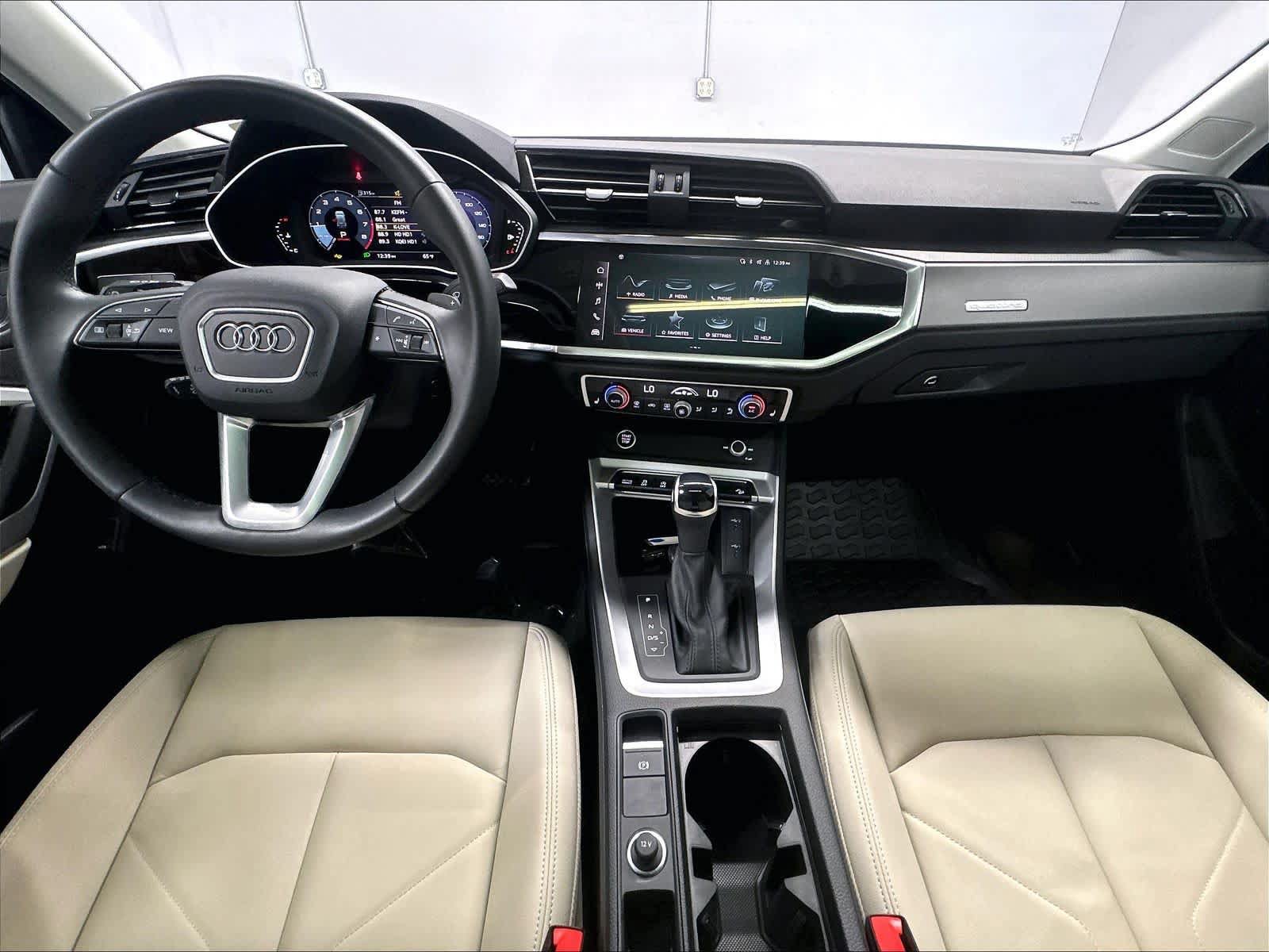 Certified 2025 Audi Q3 2.0T Premium AWD/4WD image 16