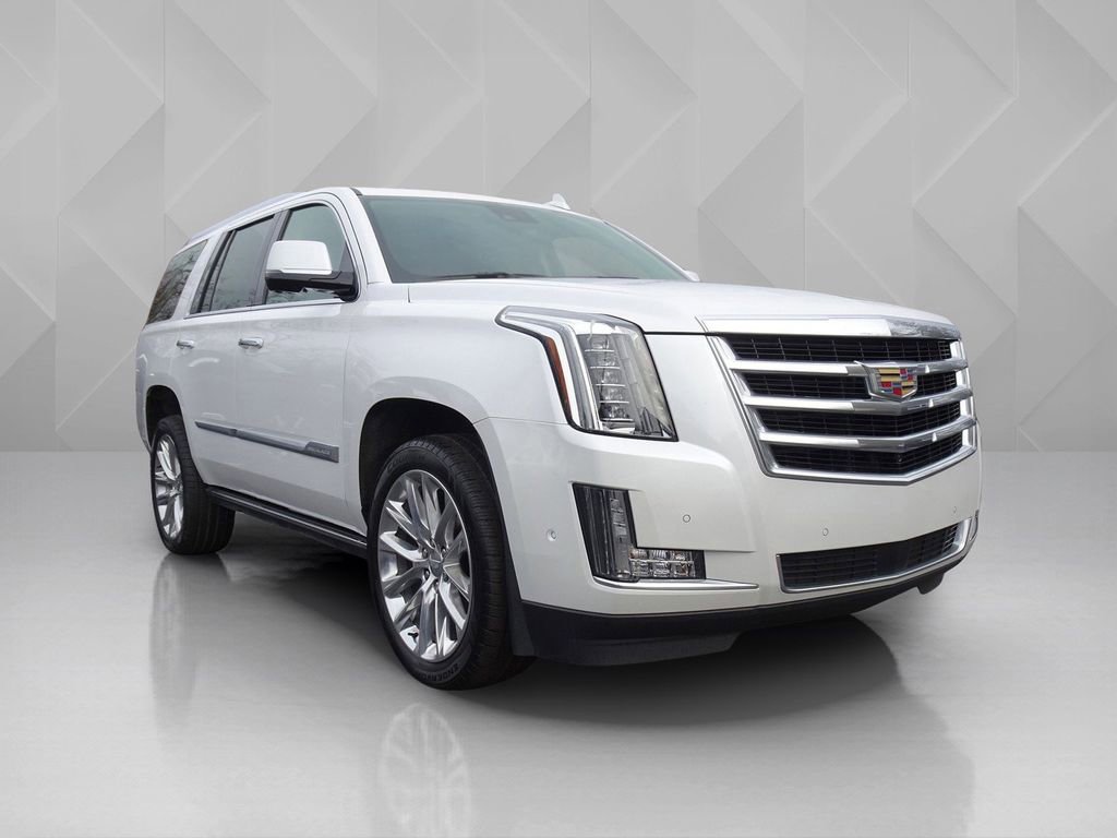 Used 2020 Cadillac Escalade Premium Luxury image 7
