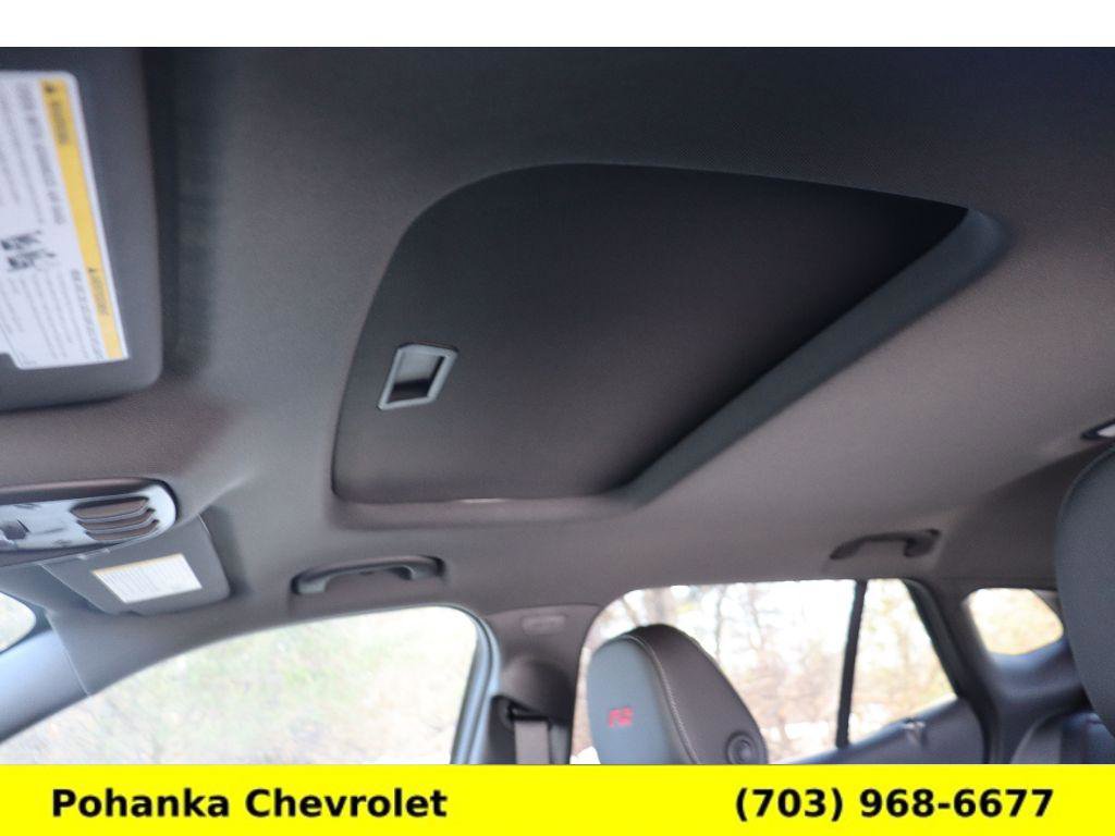 New 2026 Chevrolet Trax RS w/ Sunroof Package FWD image 20