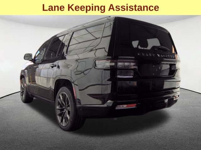 Used 2025 Jeep Grand Wagoneer Series III w/ Rear Seat Video Group 1 AWD/4WD image 8