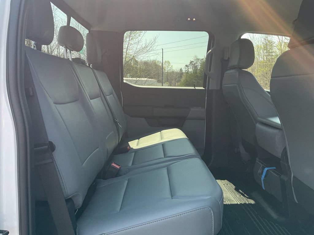 New 2026 Ford F250 XL w/ XL Driver Assist Package AWD/4WD image 13