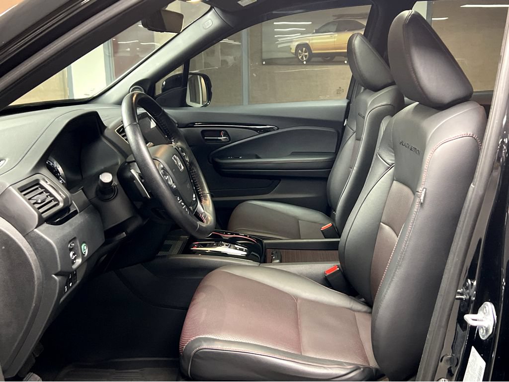 Used 2022 Honda Ridgeline Black Edition image 9