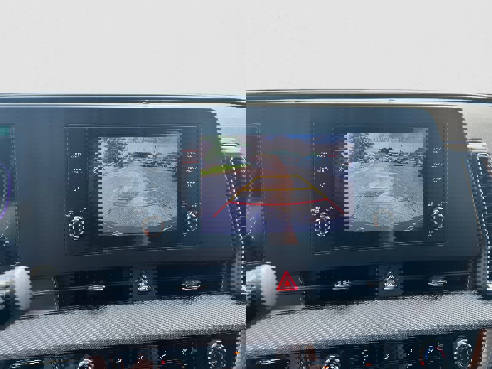 Certified 2025 Kia Sportage LX image 19