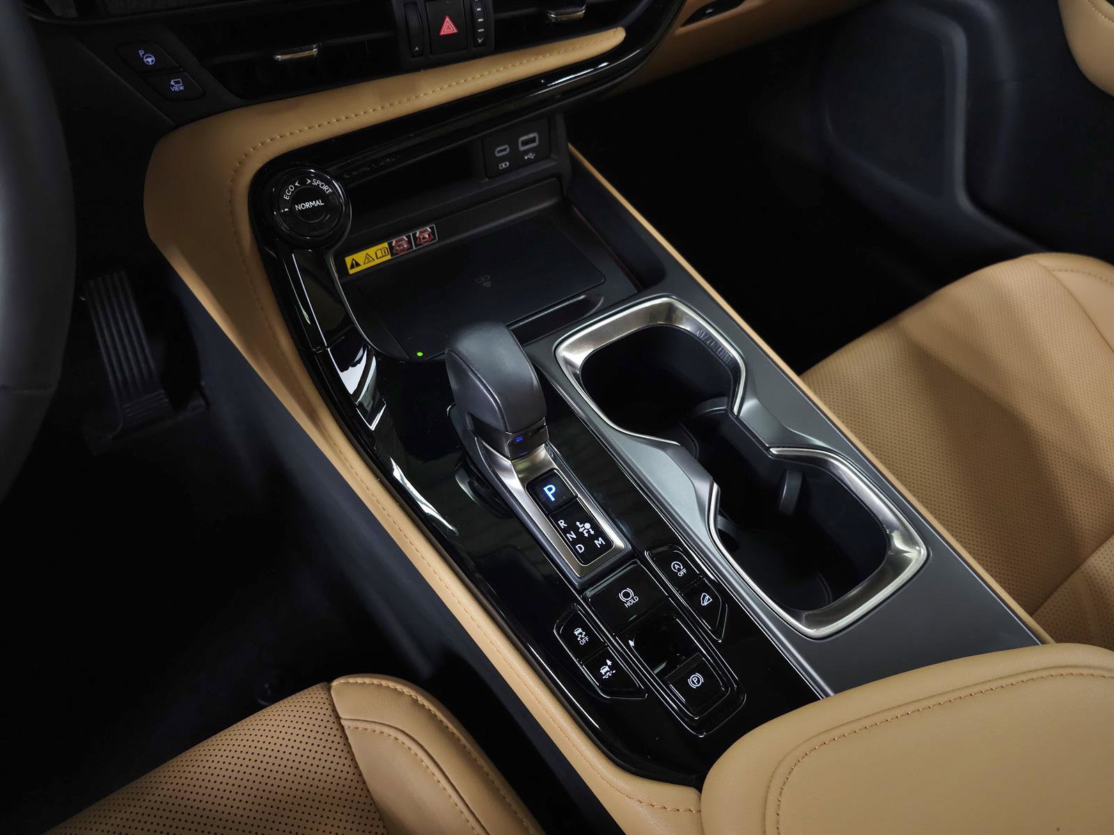 Certified 2025 Lexus NX 350 AWD w/ Cold Area Package image 33