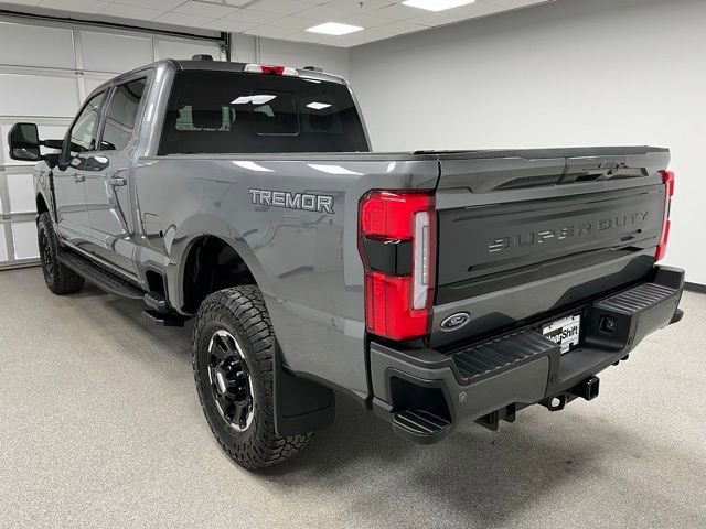 Used 2025 Ford F350 Platinum w/ Tremor Off-Road Package AWD/4WD image 7
