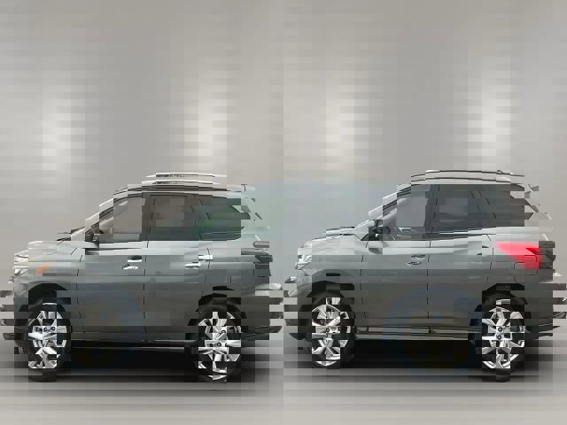 Used 2018 Nissan Pathfinder SL w/ SL Premium Package image 8