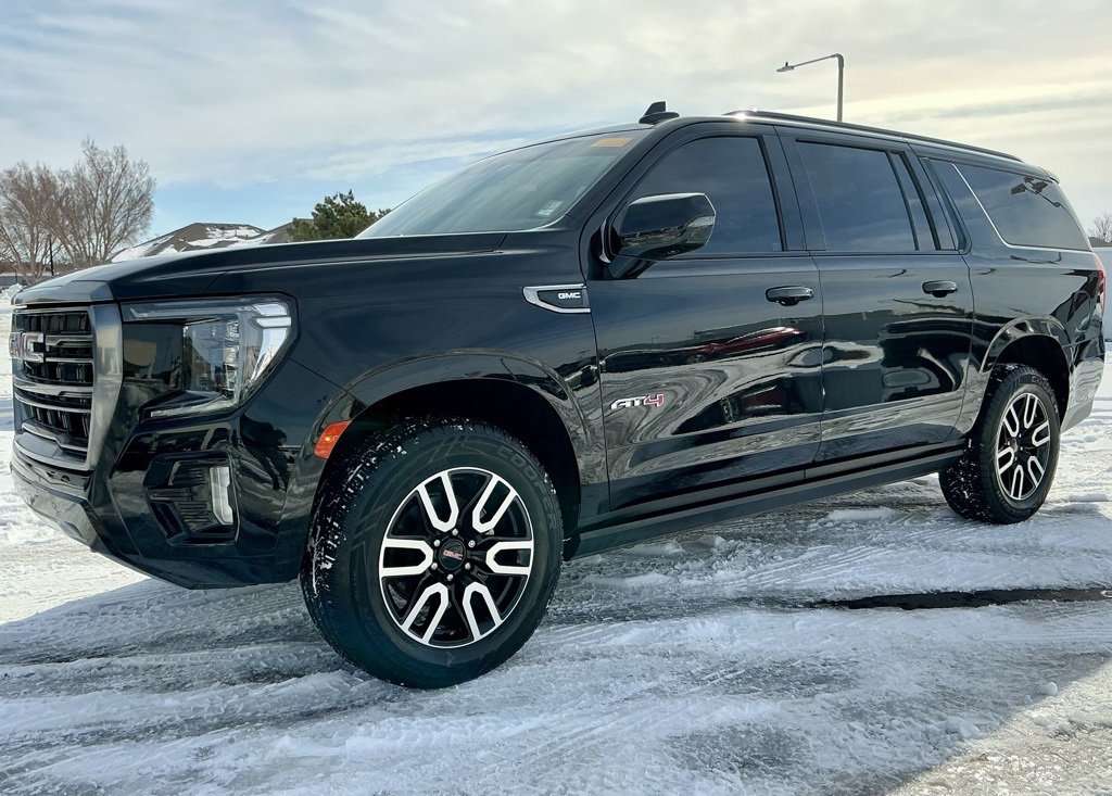 Used 2021 GMC Yukon XL AT4 w/ AT4 Premium Package image 7